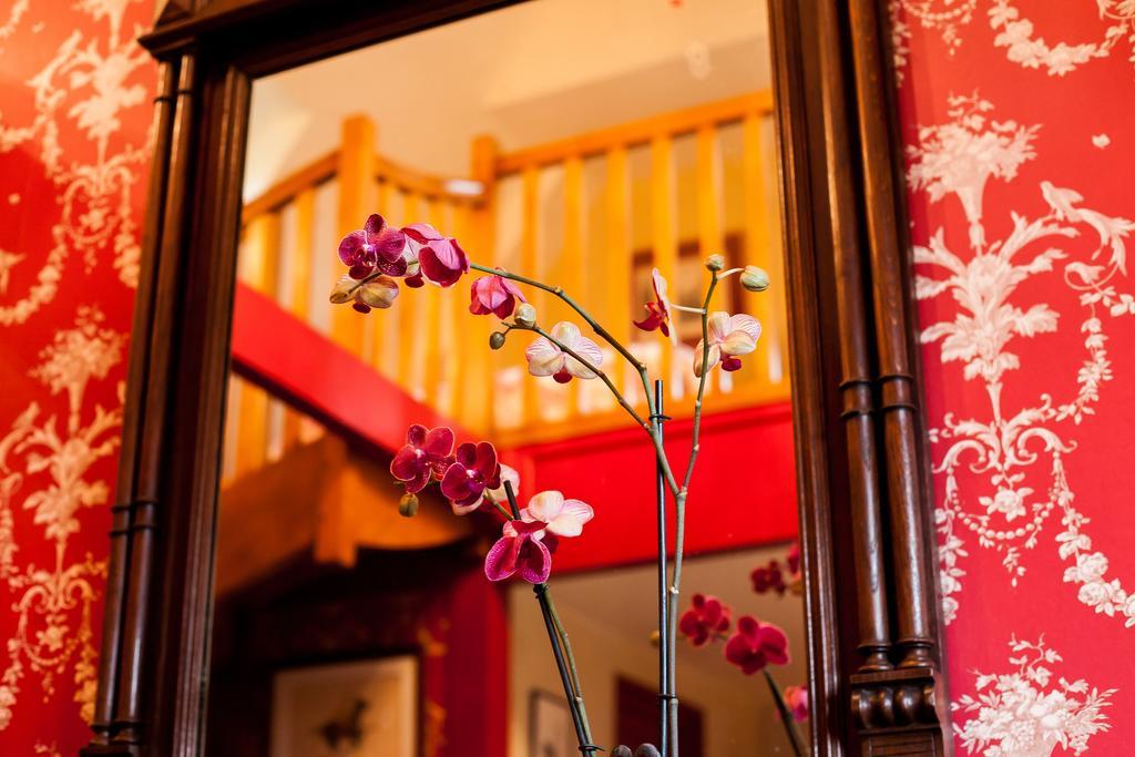 B&B Manoir Du Clos Clin Pleurtuit Ruang foto